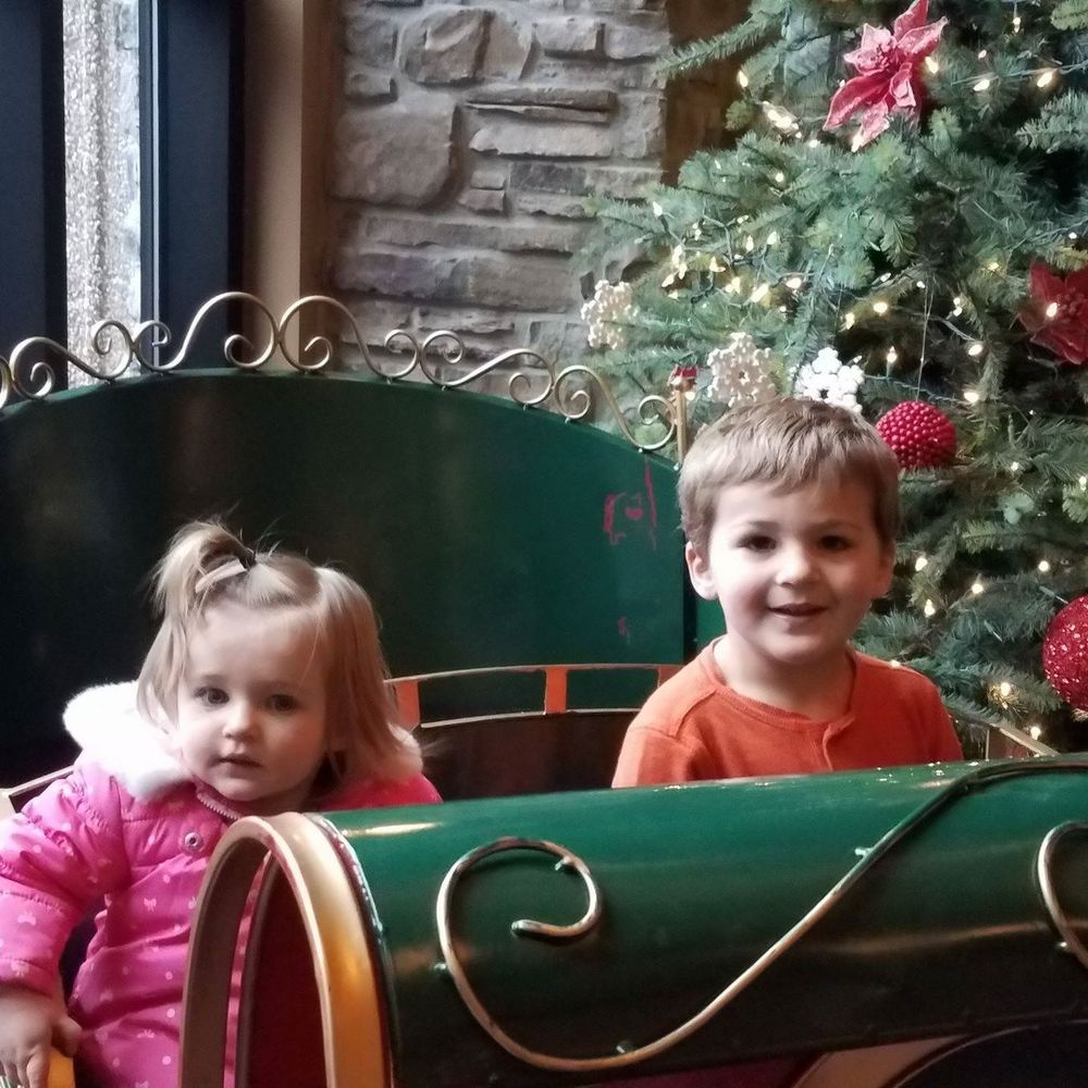 Meet your Posher, Dana